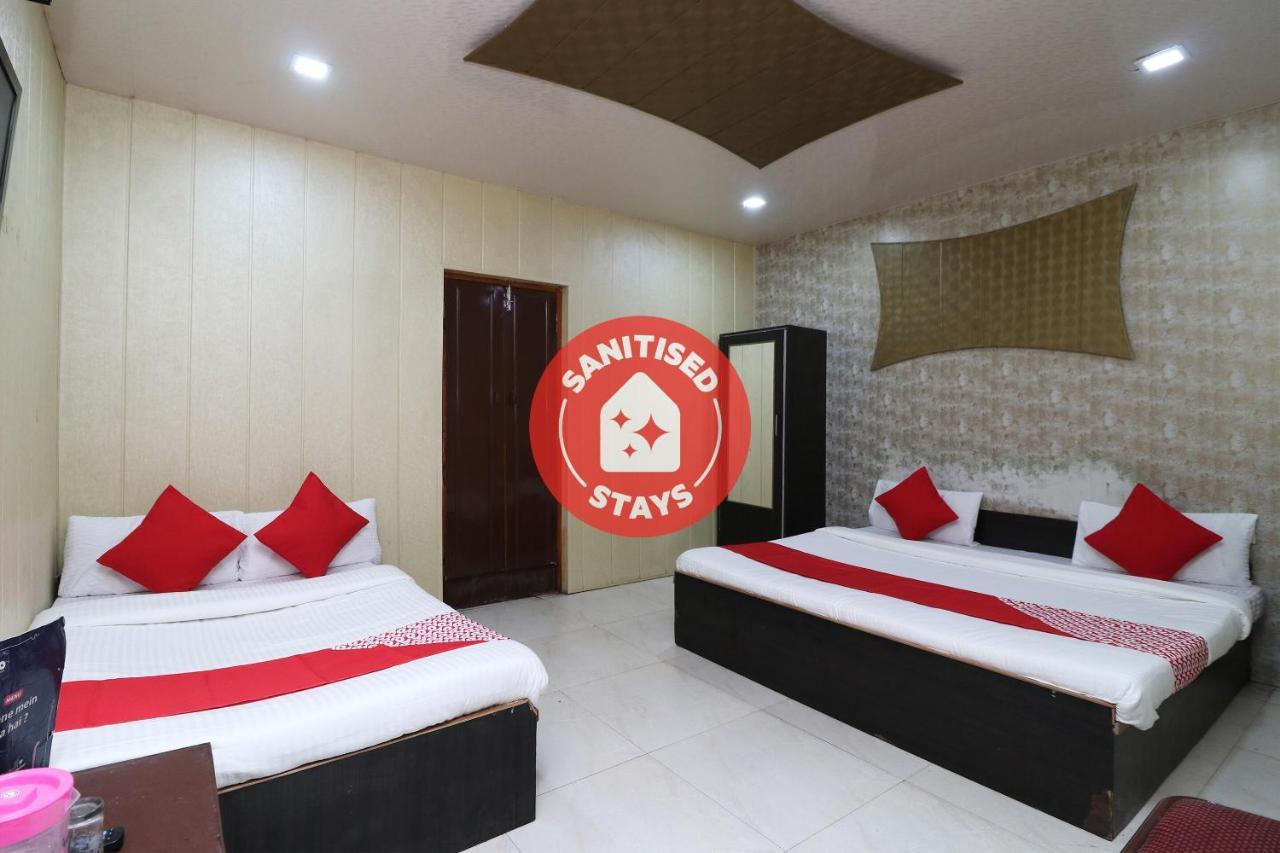 נייניטל Hotel Neelam Raj מראה חיצוני תמונה