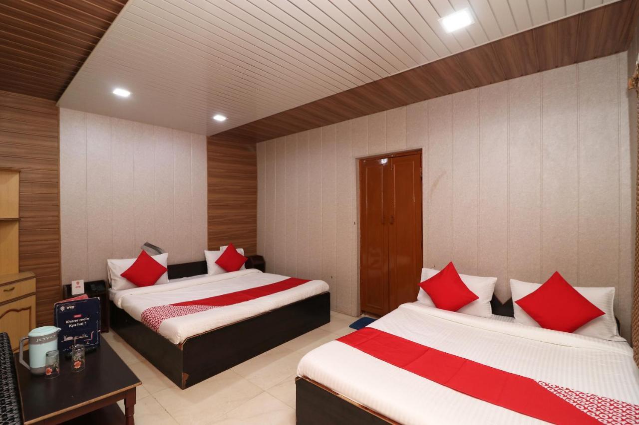 נייניטל Hotel Neelam Raj מראה חיצוני תמונה