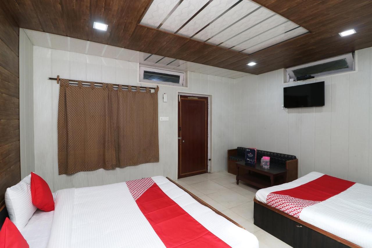 נייניטל Hotel Neelam Raj מראה חיצוני תמונה