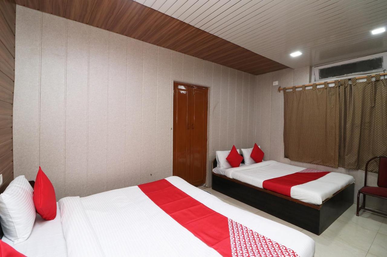 נייניטל Hotel Neelam Raj מראה חיצוני תמונה